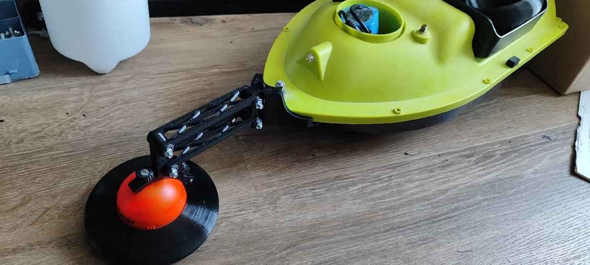 Uchwyt szybkozłączny Deeper PRO CHIRP pływak do łódki zanętowej — zdjęcie 4